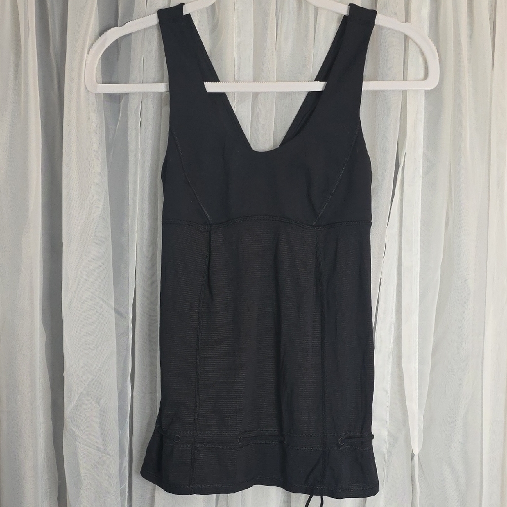 #73  Lululemon Vintage Run: Ta Ta Topper Tank Top - Black - Size 2